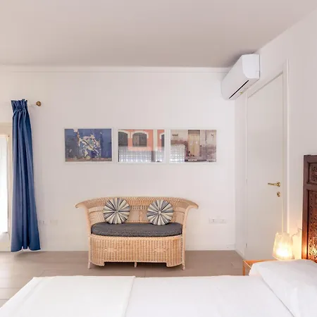 Le Serre Del Lido Bed & Breakfast
