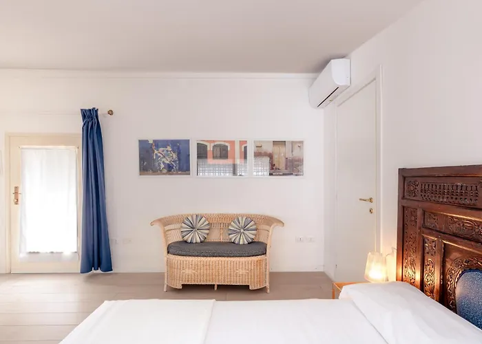 Le Serre Del Lido Bed & Breakfast